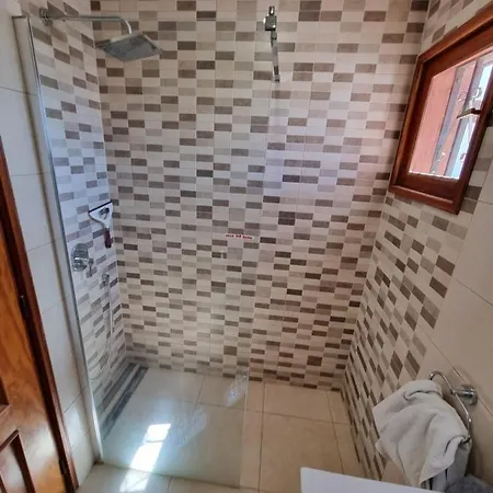 Casa Playa Del Duque 2 In 1st Sea Line Directly At The Beach, Heated Pool, Wifi